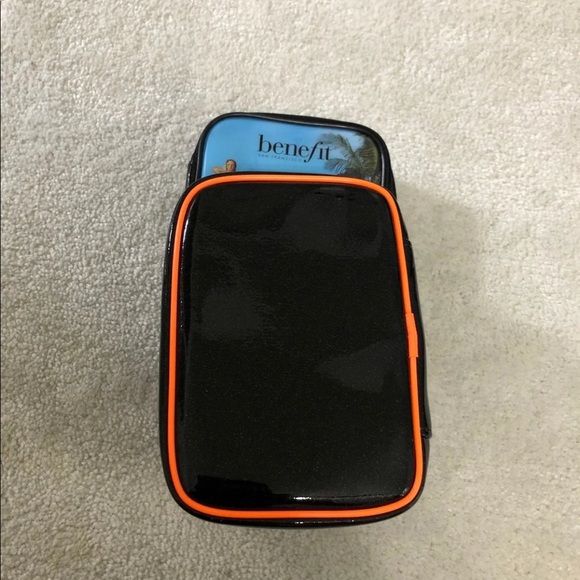 BENEFIT Cosmetics Storage Pouch DUO - Picture 4 of 12